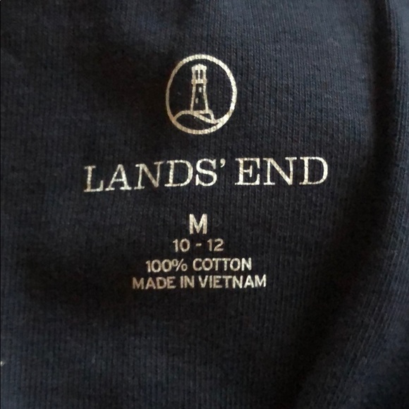 Cute nautical inspired top - Picture 4 of 4